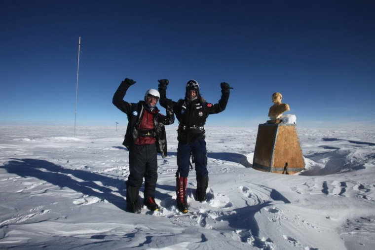 Участники экспедиции 2011 года к полюсу недоступности