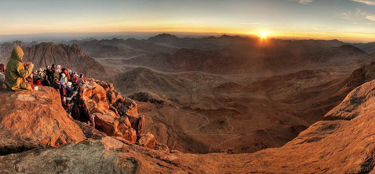 Восход Солнца на горе Синай