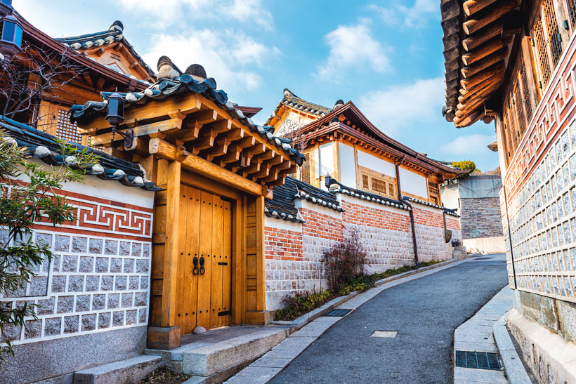 10 Amazing Things To Do In Seoul, South Korea: Bukchon Hanok Village 