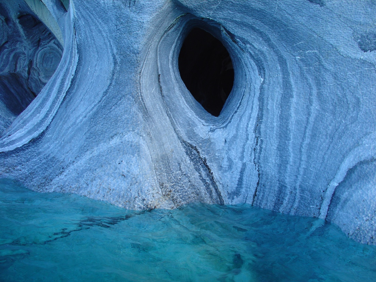 Marble caves in Town Rio Tranquilo.