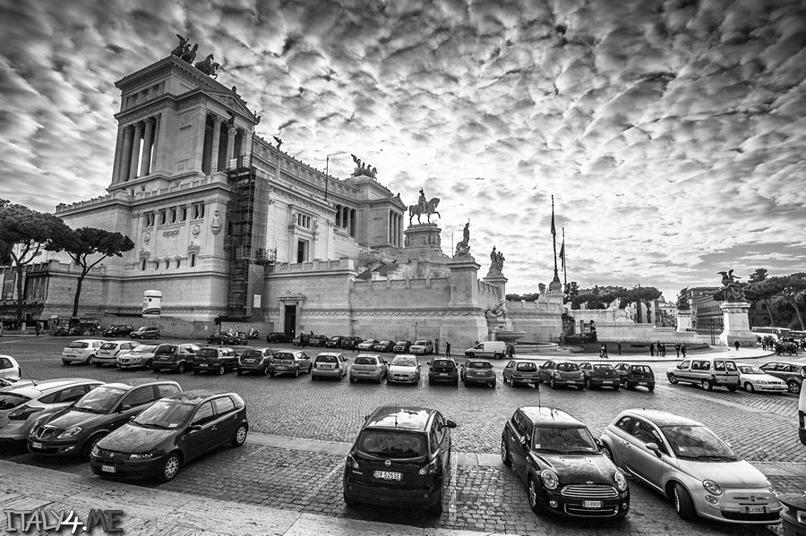 Рим Алтарь Отечества красивая черно-белая фотография
