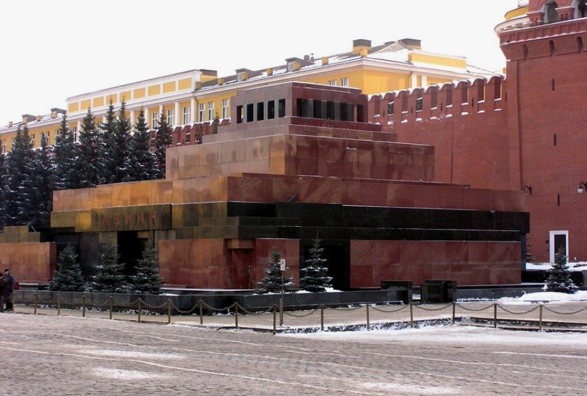 Мавзолей и Некрополь в Москве