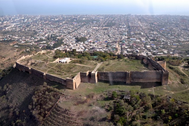 krepost-naryn-kala krepost-naryn-kala