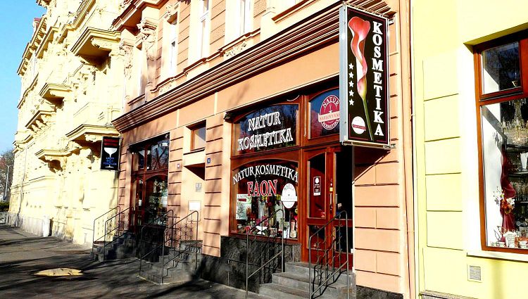 Магазинчики натуральной косметики есть в Праге и Карловых Варах