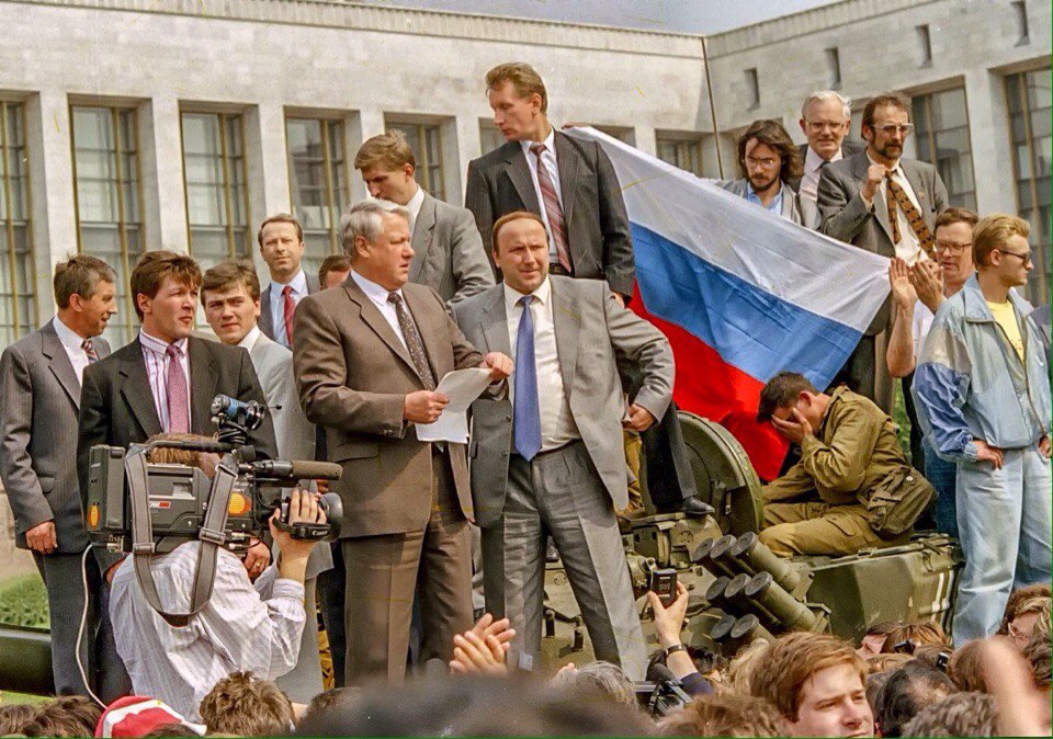 Путч 1993 года. Штурм Белого дома в Москве