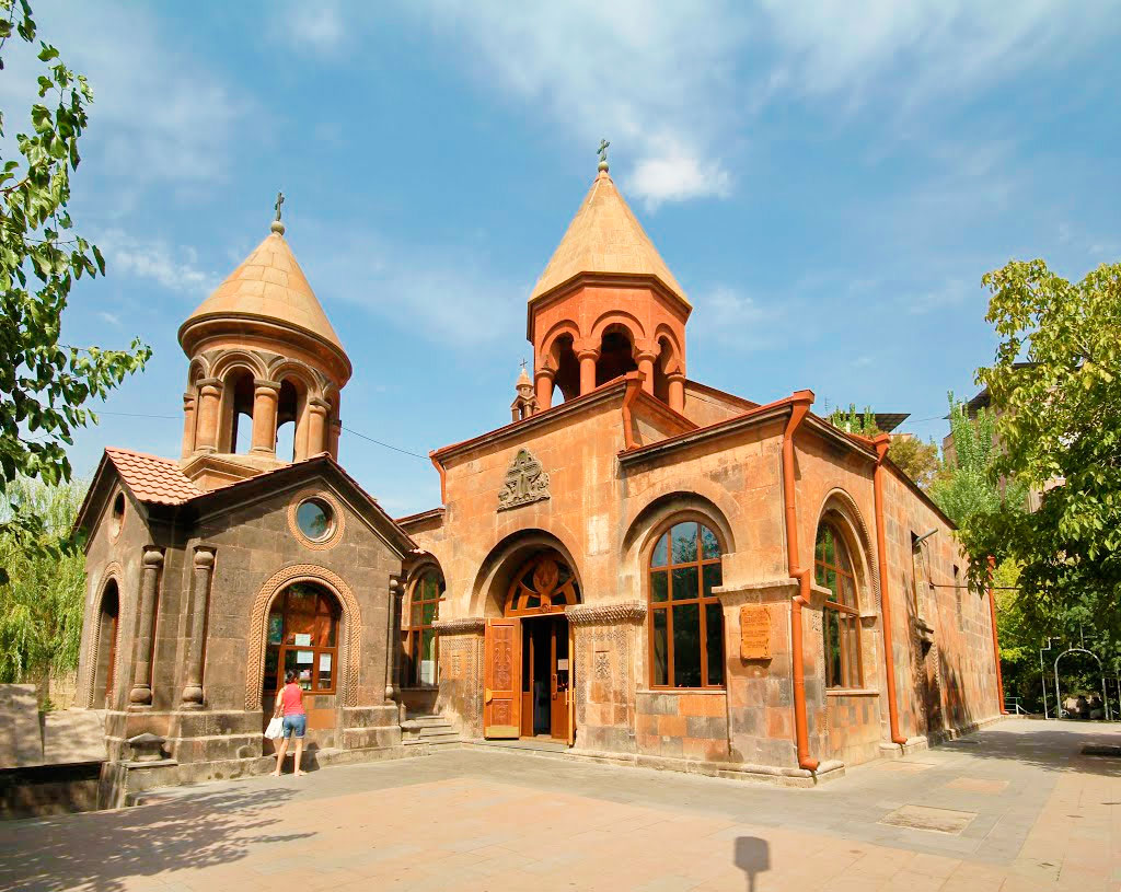 Церковь Святой Зоравор