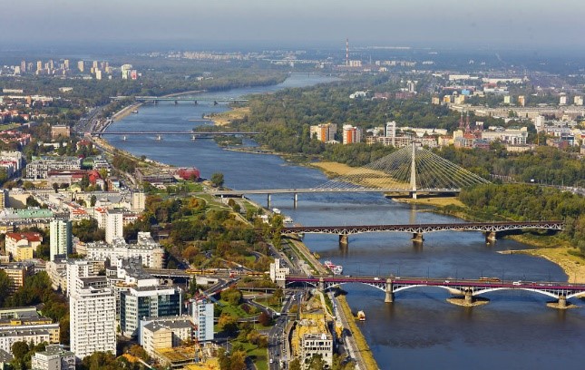 На какой реке стоит Варшава