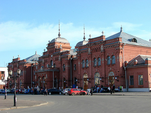 Main Train station in Kazan - photo by Adam Jones / flickr.com/photos/adam_jones/3773476367